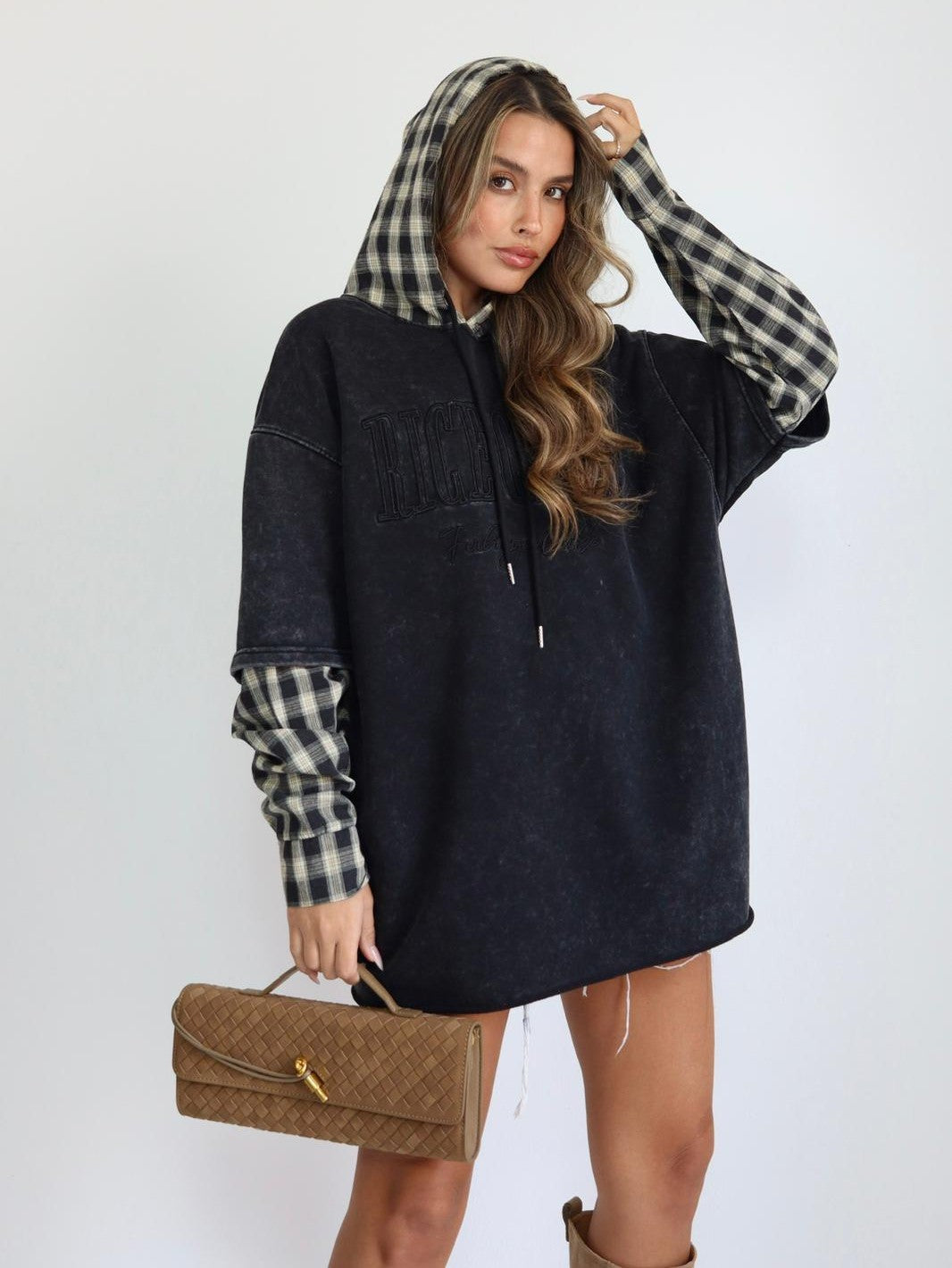 חולצת קפוצ’ון Vino בגזרת אוברסייז