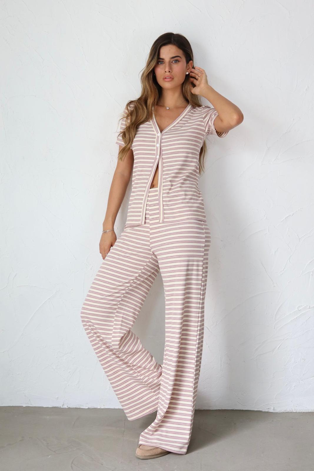 חליפת Nensi חולצה מכופתרת ומכנס רחב לנשים