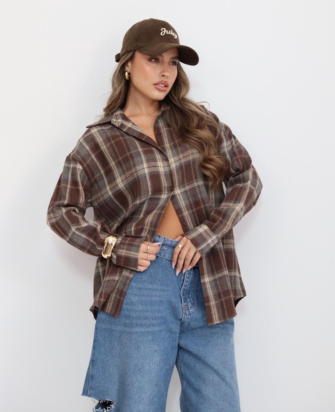 מכופתרת משבצות