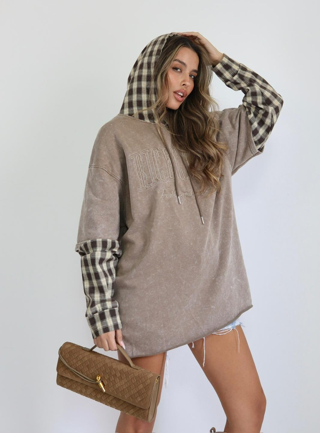 חולצת קפוצ’ון Vino בגזרת אוברסייז