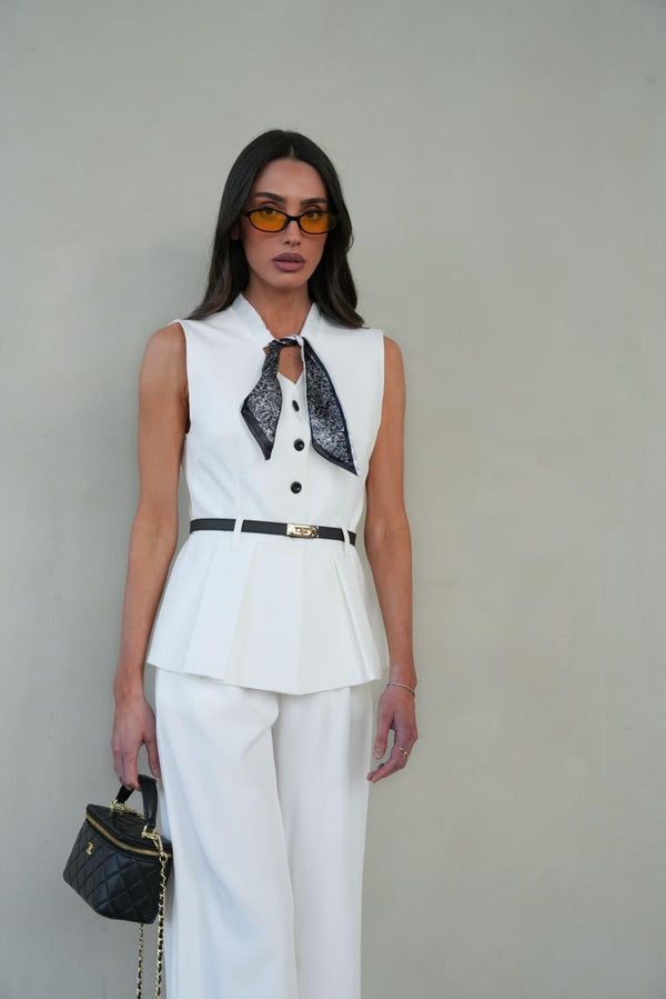 חליפת Neriya לנשים בצבע לבן עם צעיף קשירה ווסט מחויט | 52fiftytwo