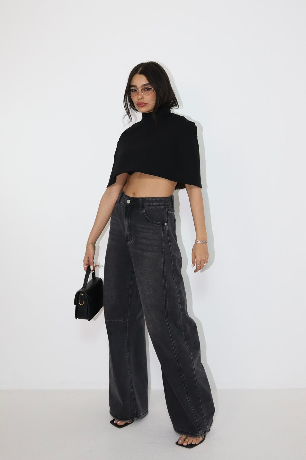 שכמיה Roxen שחורה לנשים מבט קדמי
