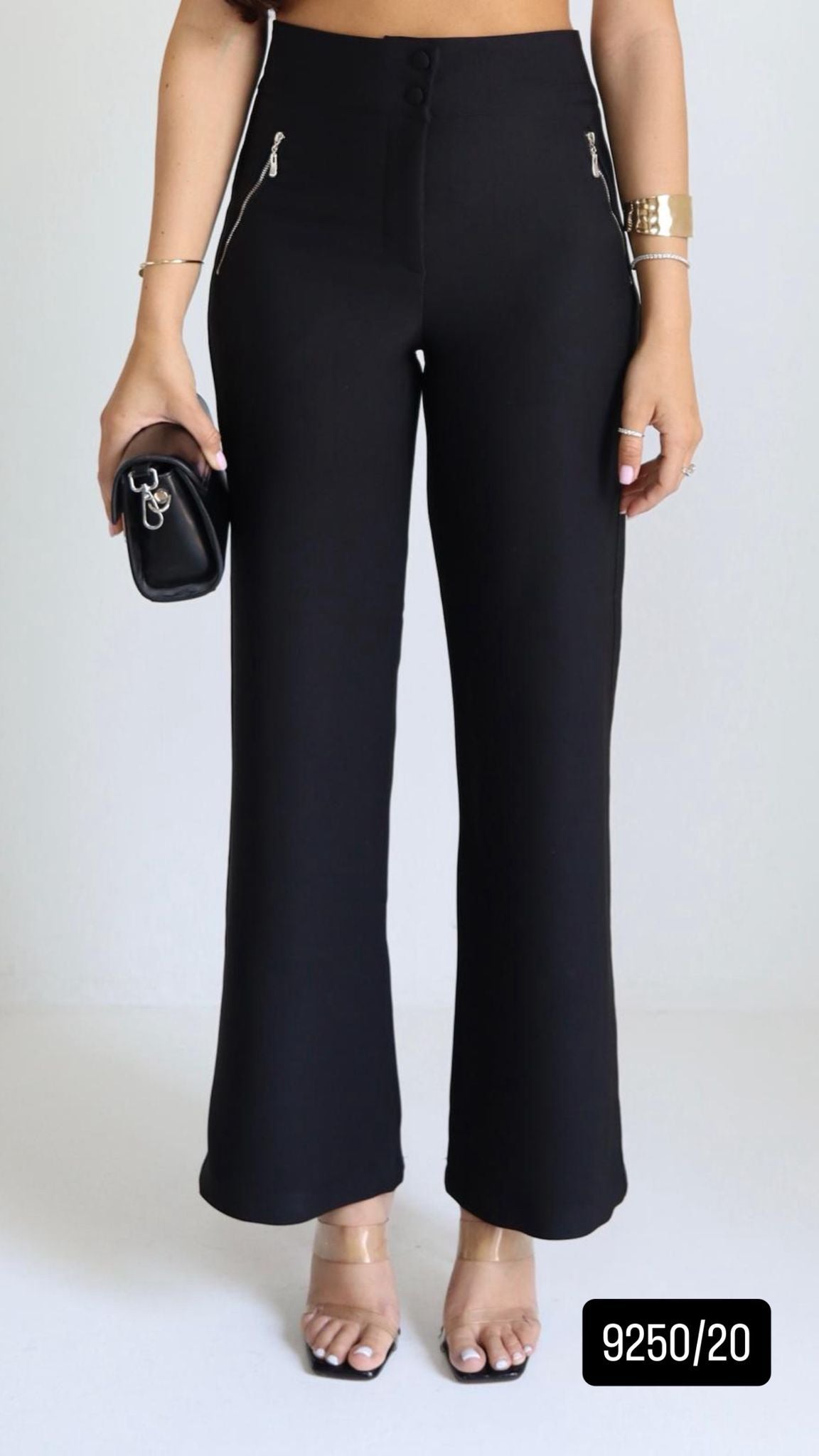 מכנס סקסו 9250/20 שחור בגזרה גבוהה עם רוכסנים בצדדים מבט קדמי
