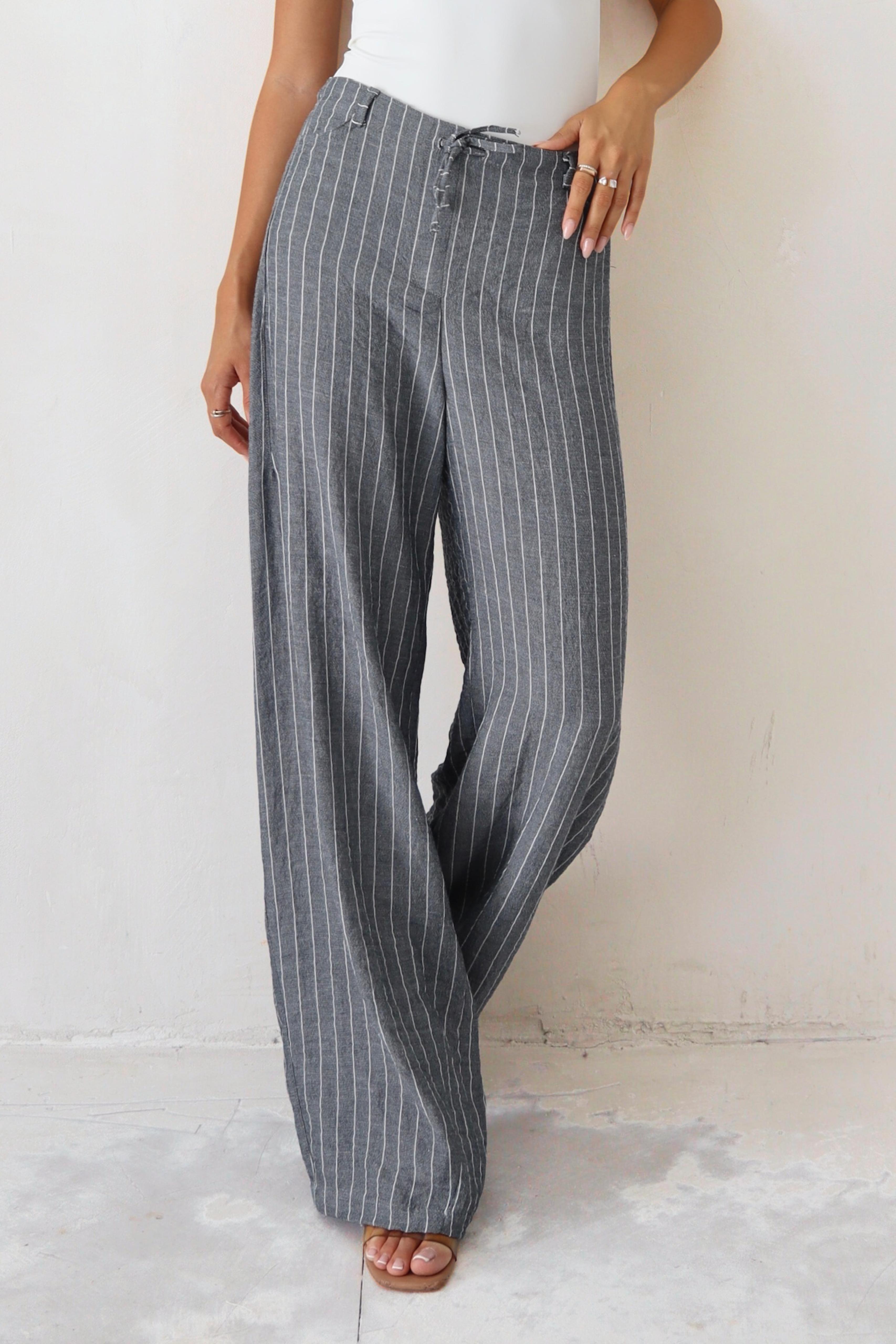 מכנס Peso אפור מכנס רחב לנשים עם פסים עדינים