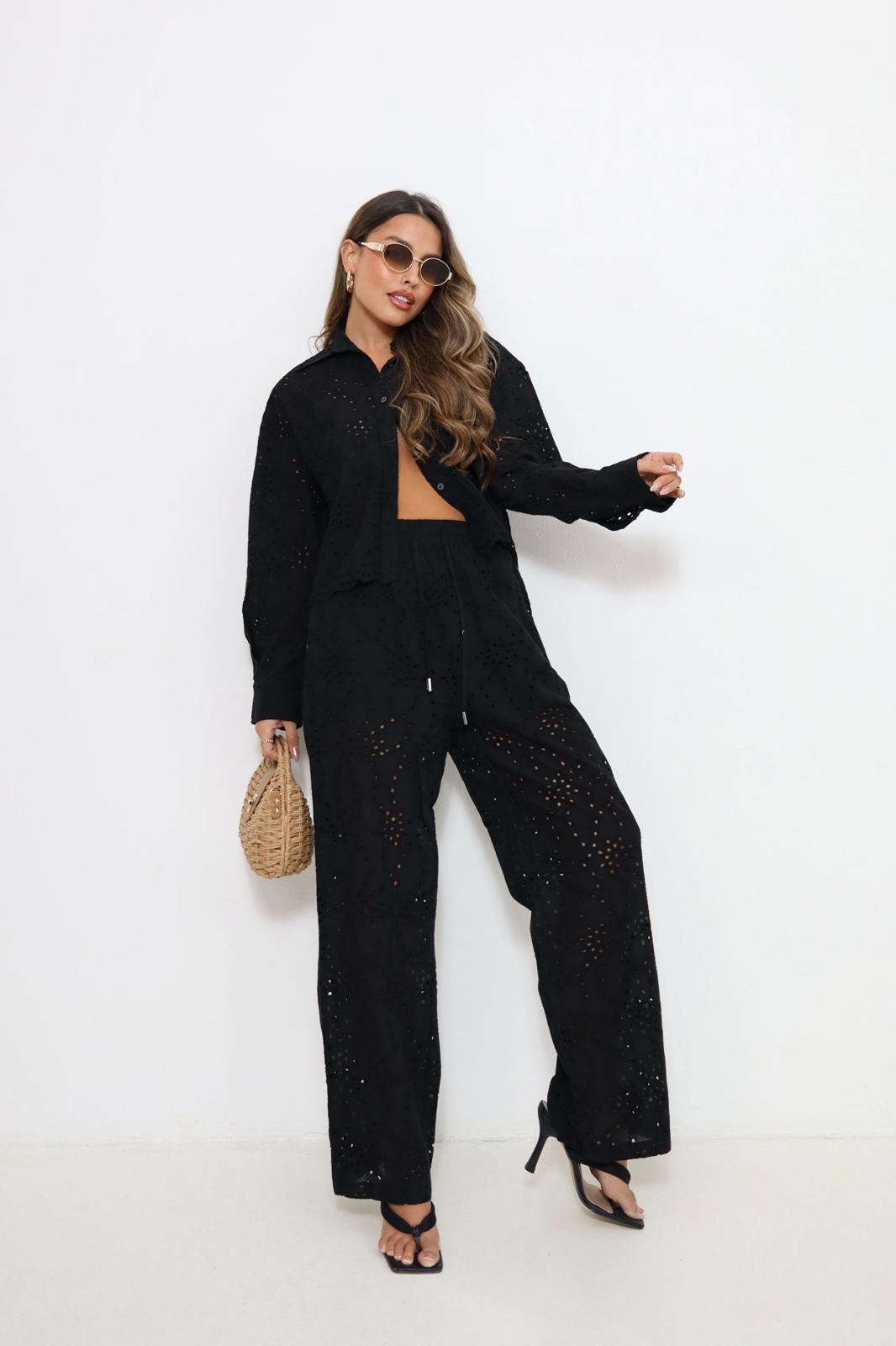 חליפת Korni קרושה שחורה חולצה ומכנס לנשים