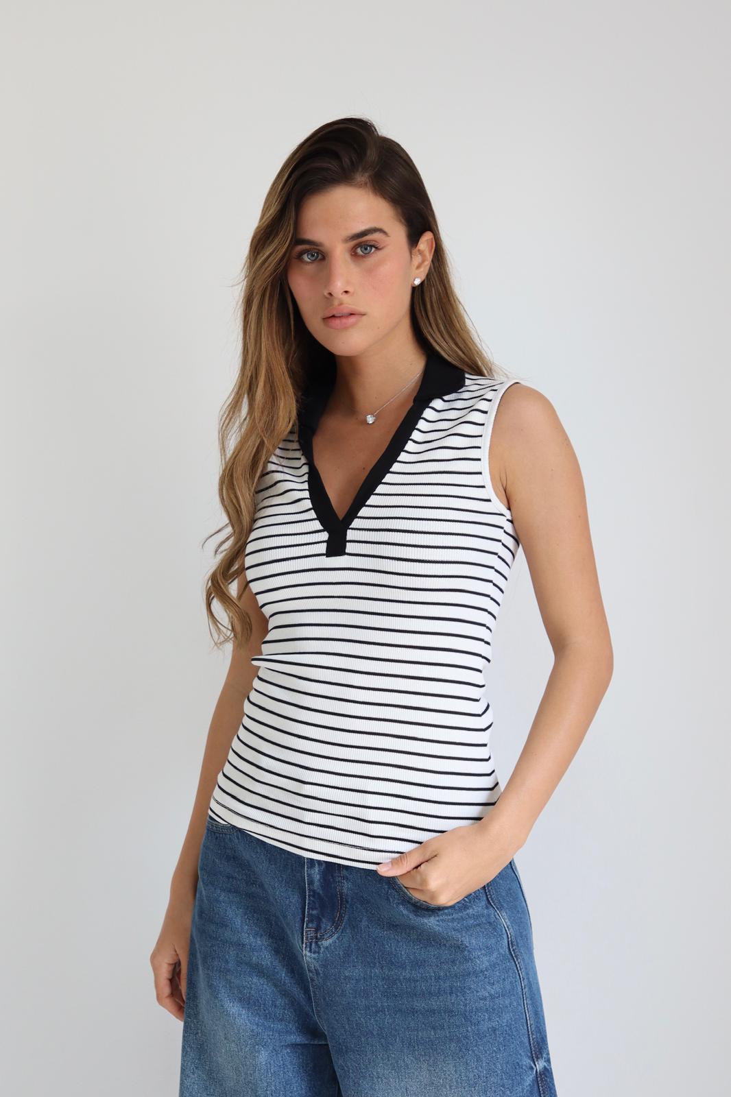 חולצת נשים פסים שחור לבן עם צווארון