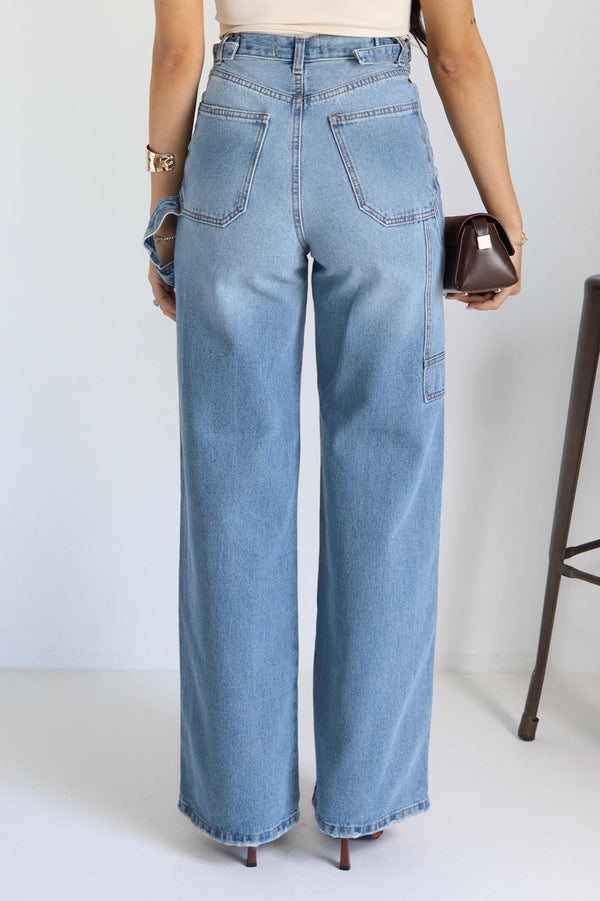 	ג׳ינס רחב נשים כחול בהיר בגזרה 