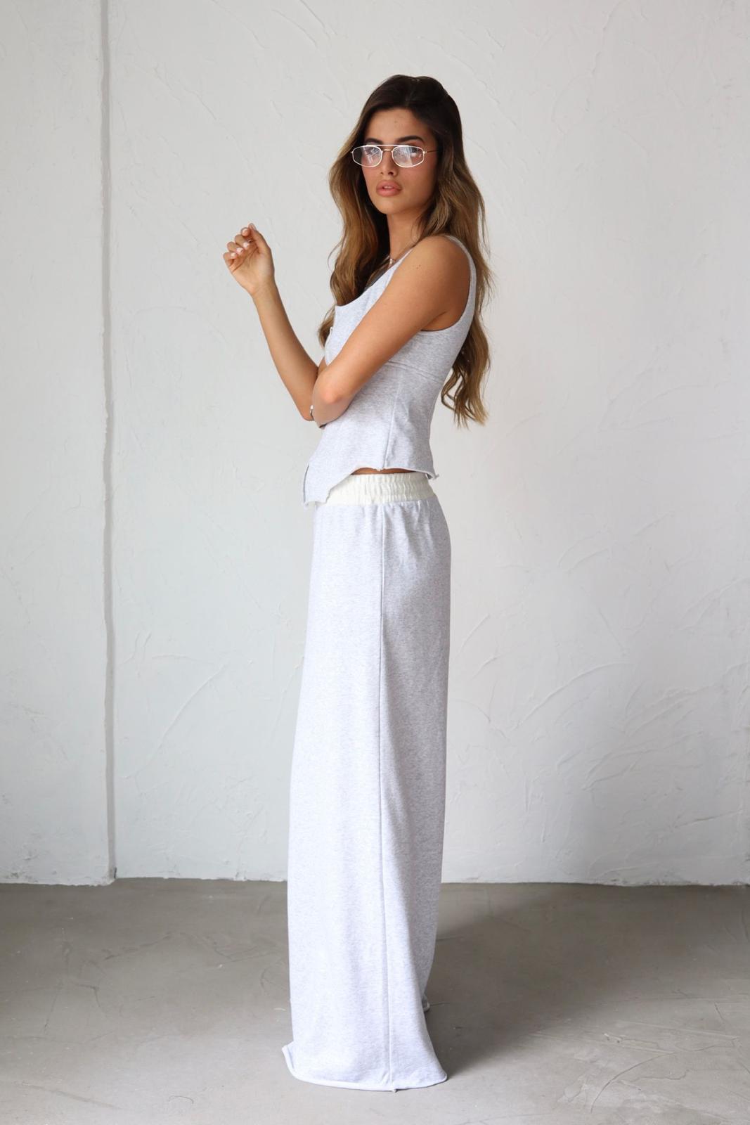 חליפת Matar מבט צד גזרה מחמיאה