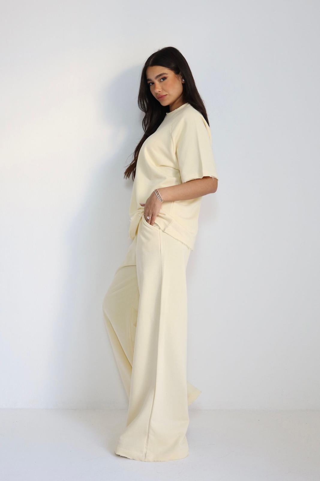 חליפת Raglen צבע צהוב גזרה רחבה מחמיאה