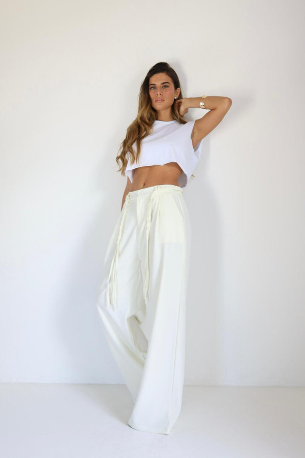 מכנס Motal שילוב עם טופ קצר לוק קיץ