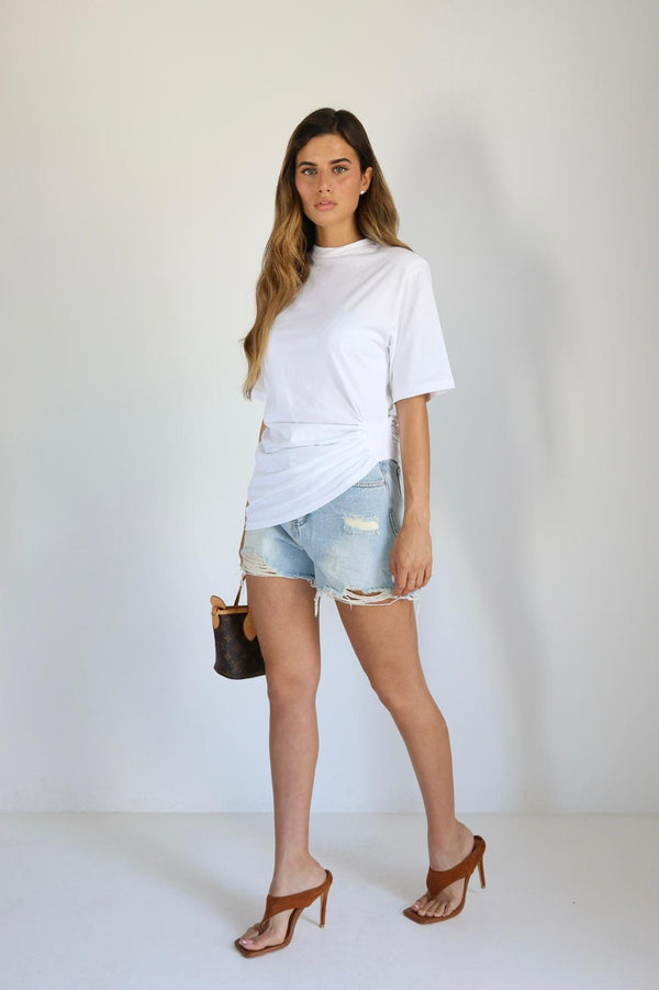 חולצת טי לנשים Sagit עם עיצוב מחמיא
