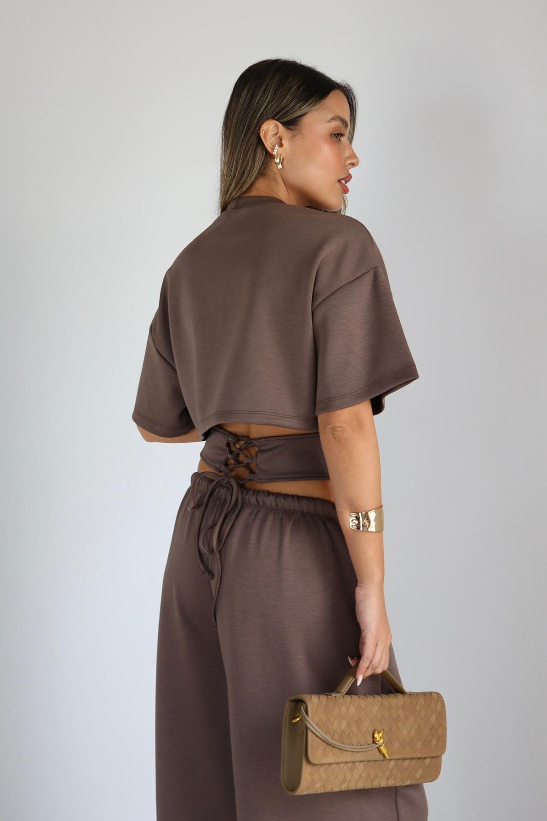 גב חליפת Shely עם קשירה