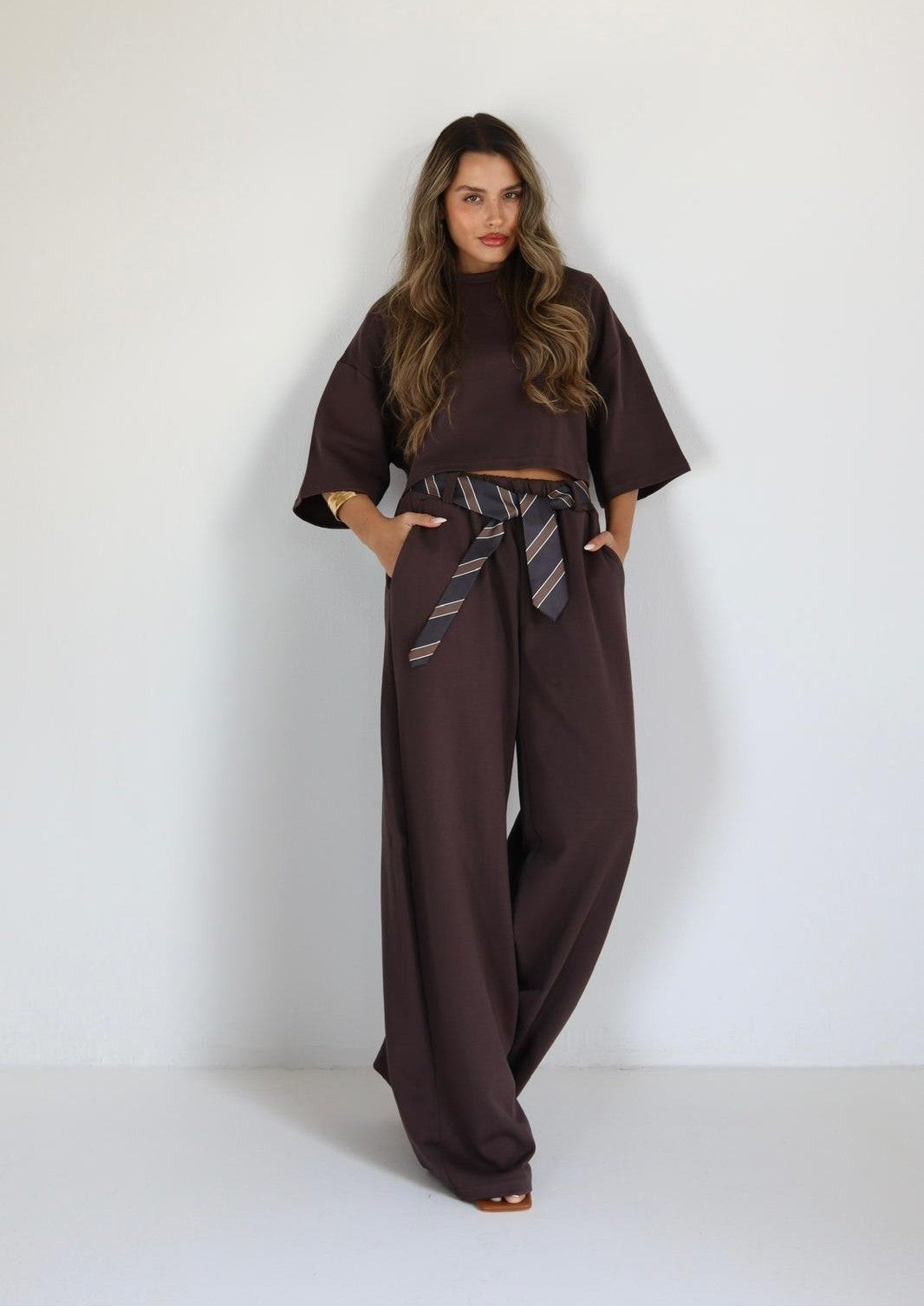 חליפת Hagar בד נעים גזרה מחמיאה