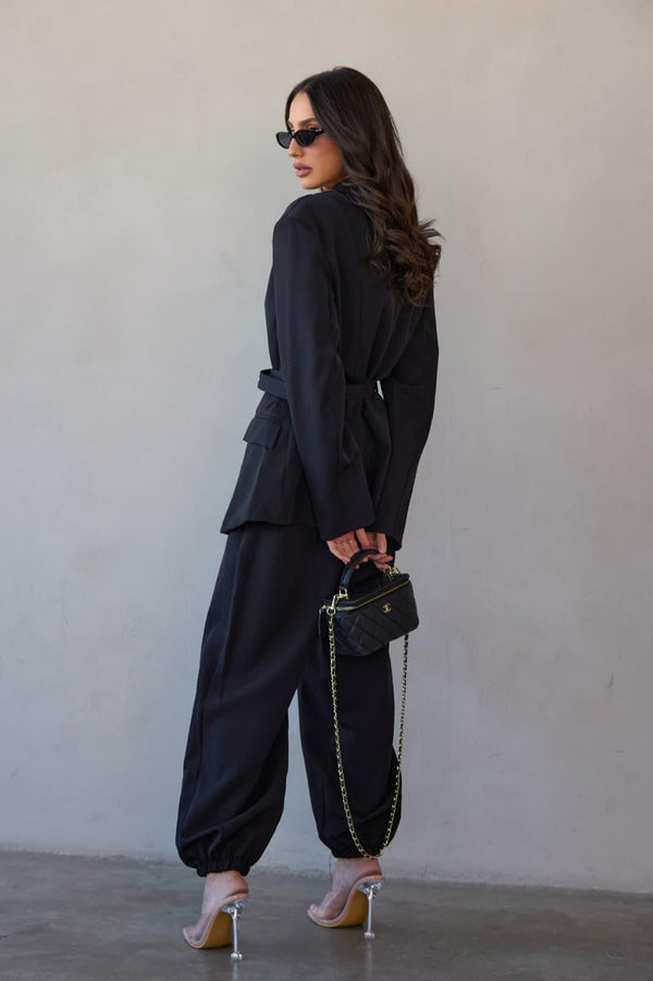חליפת Livui