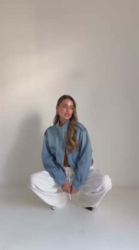 ג׳קט ג׳ינס Boli