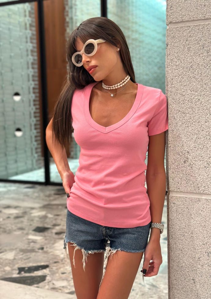חולצה MIA וי