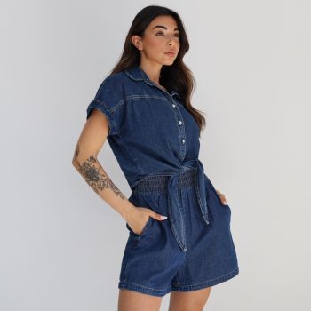 הכי DENIM – הכי 52fiftytwo 💙
חליפת ג׳ינס מושלמת עם טוויסט: גזרה מחמיאה, קשירה במותן וסטייל בלתי מתאמץ.
מתאימה בדיוק לימים החמים + שיק שאי אפשר לפספס.

🛒 עכשיו באתר | משלוחים מהירים לכל הארץ
💥 מהדורה מוגבלת – אל תחכי!

#52fiftytwo #חליפת_ג׳ינס #סטייל_נשי #קולקציה_חדשה #אופנה_לנשים #מותג_אופנה #שופינג_אונליין #קיץ_2025 #הזמנה_מהירה
#DenimSet #WomensFashion #SummerStyle #OnlineShopping #IsraeliBrand #CasualChic #52fiftytwoStyle #TrendyOutfit #NewDrop