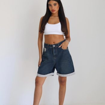 😍 שורט ג’ינס שלא דומה לשום דבר אחר
לוק אולטרה שיק עם טוויסט – גזרת אוברסייז מחמיאה, קיפול פסים הורס, ואווירה של “זרקתי על עצמי ונראיתי מיליון דולר” 💸

✨ מתאים לכל שעות היום
✨ שילוב מושלם עם קרופ, בגד ים או חולצה מכופתרת
✨ במלאי מוגבל באתר!

📦 משלוחים מהירים בכל הארץ
📲 הקליקי על הקישור והזמיני את שלך >>

#שורט_ג׳ינס #אופנה_ישראלית #52fiftytwo #שופינג_אונליין #קולקציה_חדשה #שורטים_לקיץ #סטייל_נכון #שיק_ישראלי #jeanshorts #summerstyle #denimvibes #coollook #אופנה_לנשים