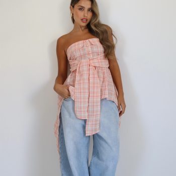 🌸 סטייל קייצי קליל ובלתי נשכח!
3 צבעים של שלמות – ואת רק צריכה לבחור את האחד שלך.
הגזרה המחמיאה, הקשירה המוגזמת והוויב הקליל – מושלם לכל לוק!

👖 מתאים גם עם ג׳ינס, גם עם חצאית – ואת תמיד זוהרת.
כבר עכשיו באתר 👉 52fiftytwo.co.il

💥 הכמות מוגבלת – אל תגידי לא ידעת!

#52fiftytwo #קנייה_אונליין #שופינג_באתר #אופנה_לקיץ #סטייל_שולח_אלייך #מותג_אופנה_ישראלי #onlineshopping #summerstyle #fashiontrend #fashionisrael