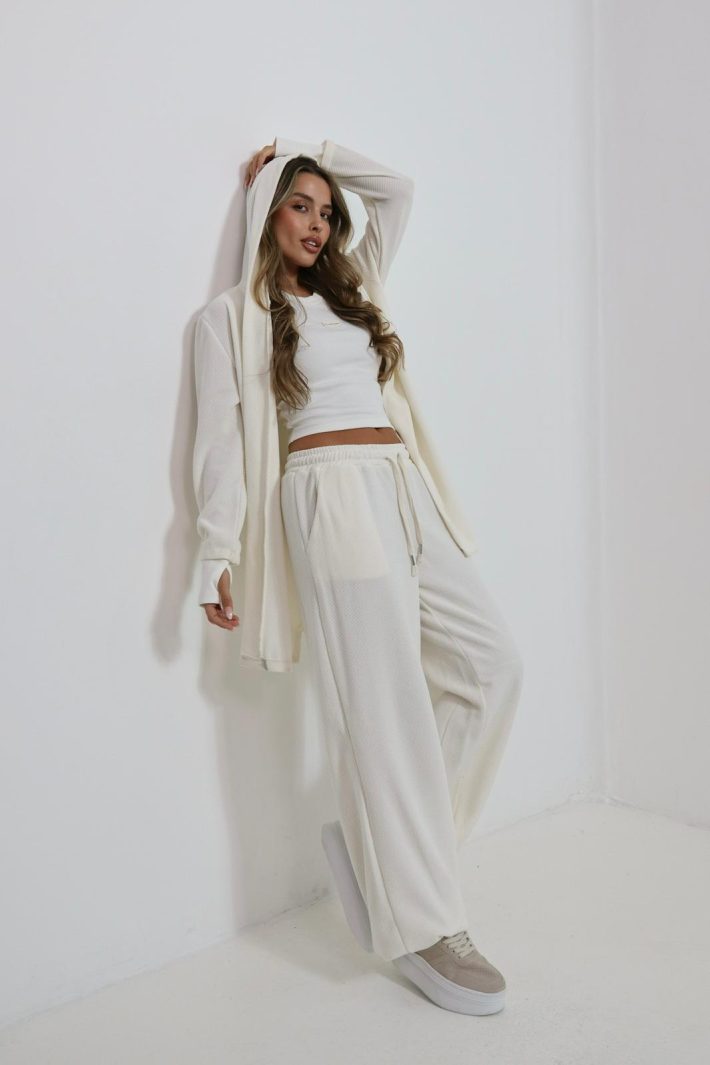 חליפת Nova עם טופ קרופ, קרדיגן ומכנס ארוך רחב לנשים