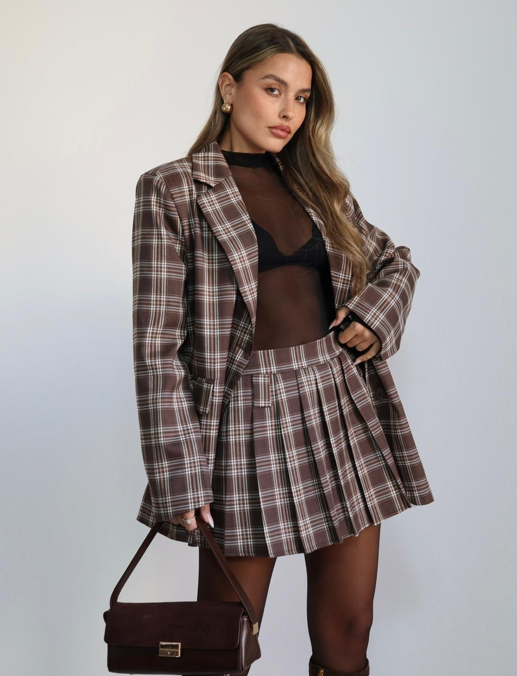 חליפה חצאית משובצת לנשים