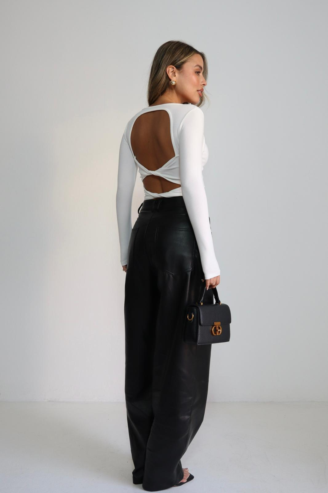 חולצת Lis – חולצת גב פתוח לנשים