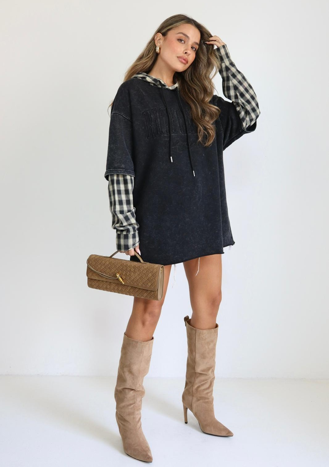 חולצת קפוצ’ון Vino בגזרת אוברסייז