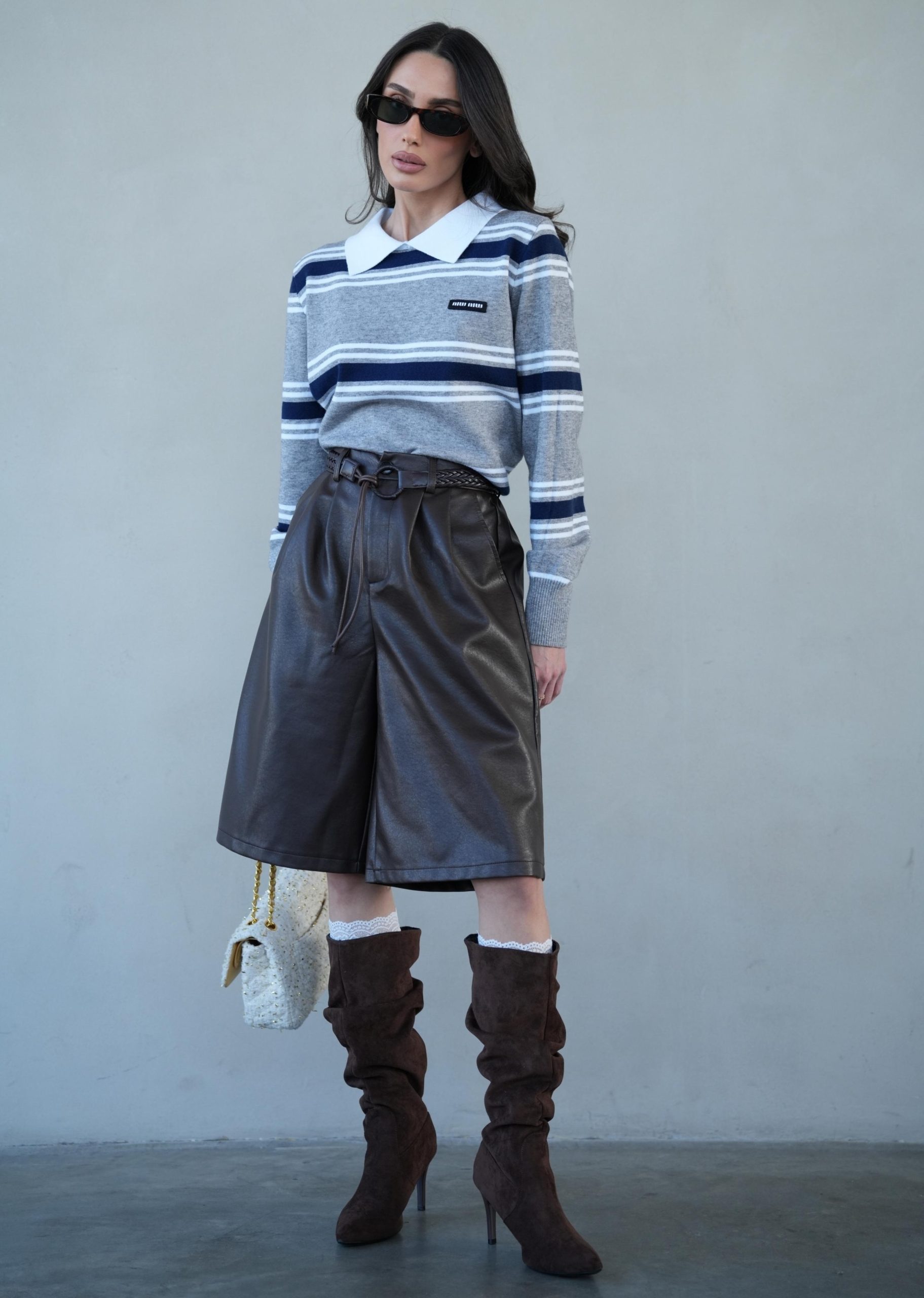 חולצת פסים עם צווארון לנשים