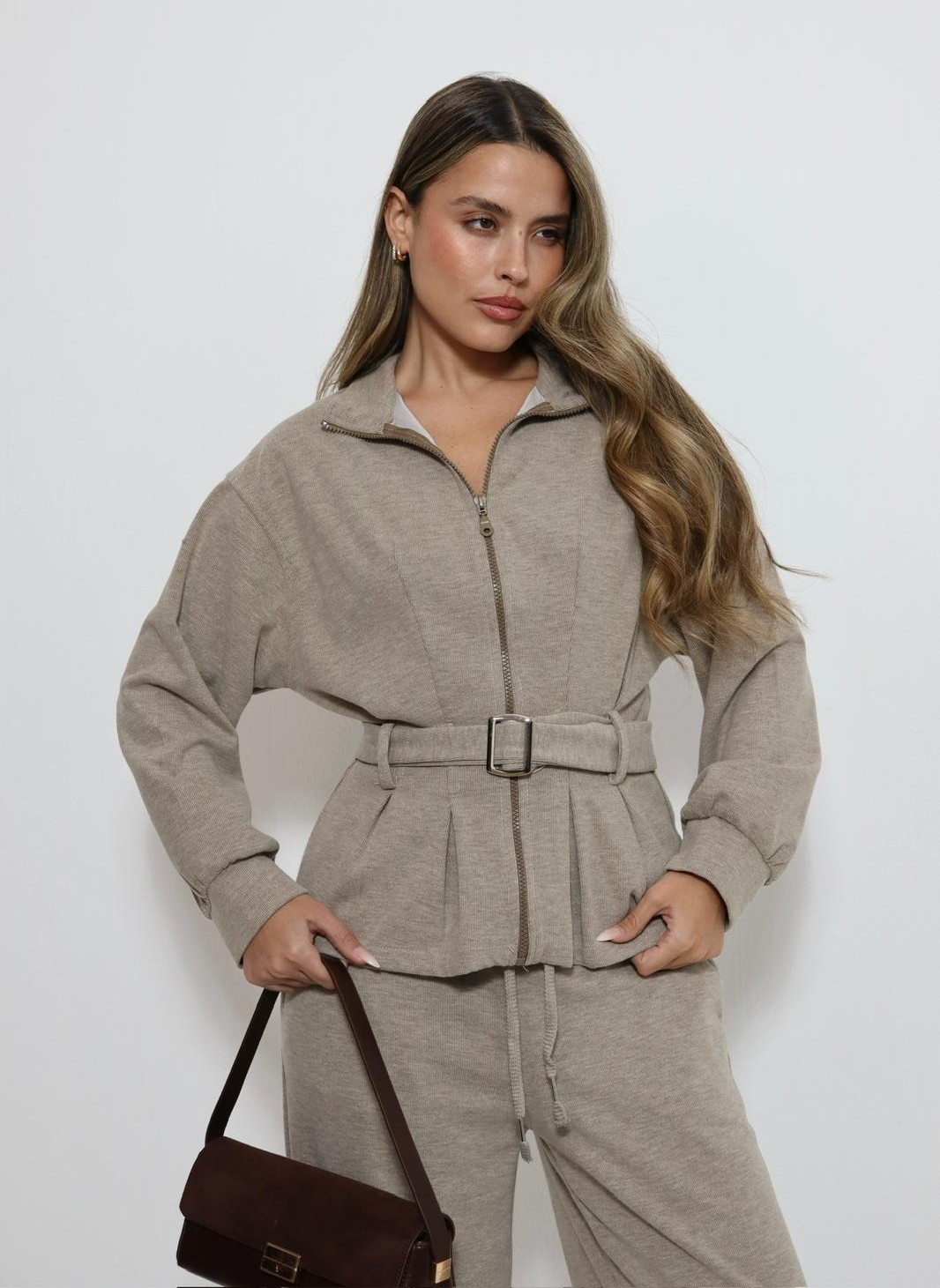 חליפת Naya לנשים